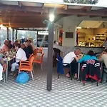 Athina And Ξενοδοχείο με διαμερίσματα