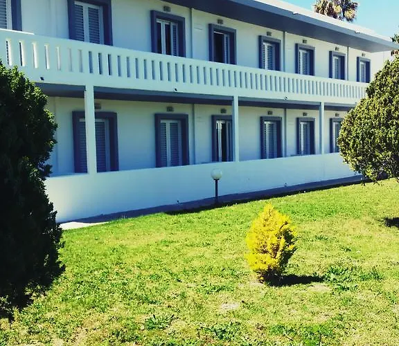 Aparthotel Athina And 2*