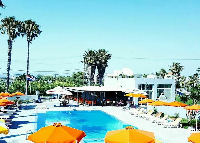 Athina And Aparthotel