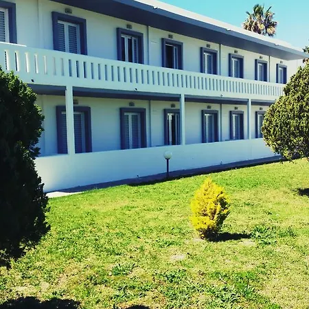 Apart-hotel Athina And 2*